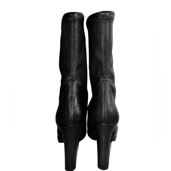 Stuart Weitzman ankle boots in black leather - Picture 5 of 7